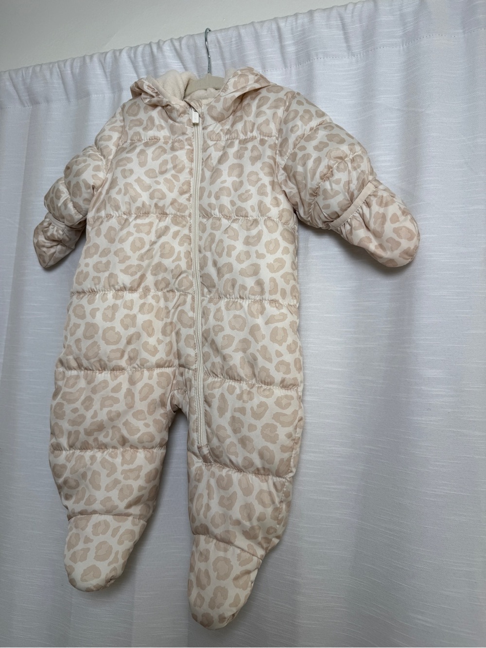 Old Navy Baby Snowsuit Bunting Beige Leopard Print Hooded Winter One Piece 3-6M - Picture 5 of 14